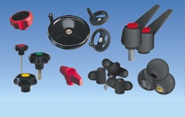 Дръжки, тапи, ключалки и опорни пети