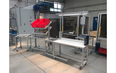 Спомагателно оборудване . Мобилна работилница с LED осветление, 